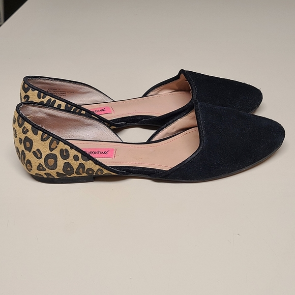Betsey Johnson Cocoh cheetah flats size 7 - Picture 7 of 7